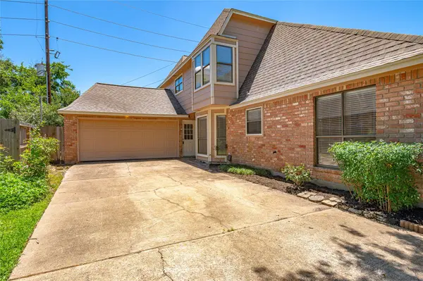 911 Montview DR, Katy, TX 77450