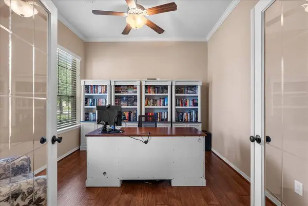 606 W Fork, Webster, TX 77598