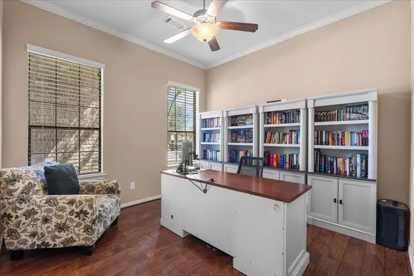 606 W Fork, Webster, TX 77598