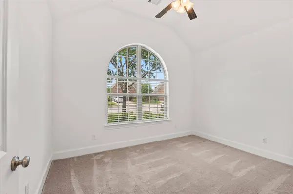 6208 Maddingly LN, League City, TX 77573