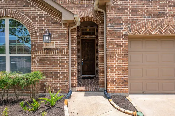 6208 Maddingly LN, League City, TX 77573
