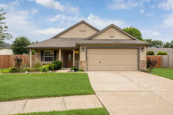 3402 Fox CT, Pearland, TX 77581