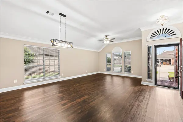 3522 Pine Chase DR, Pearland, TX 77581