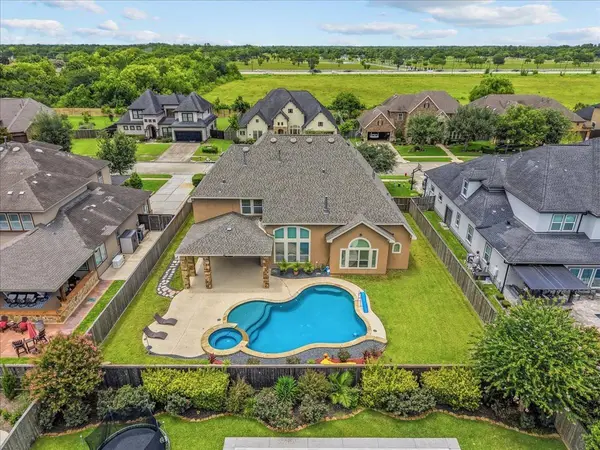 1817 Eagle Creek DR