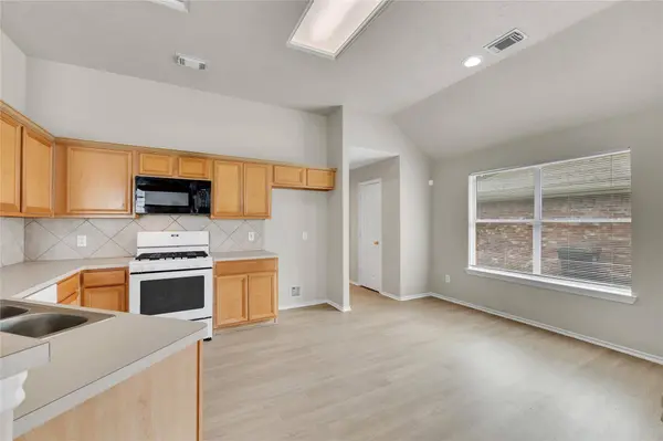 5010 Blanco DR, Pearland, TX 77584