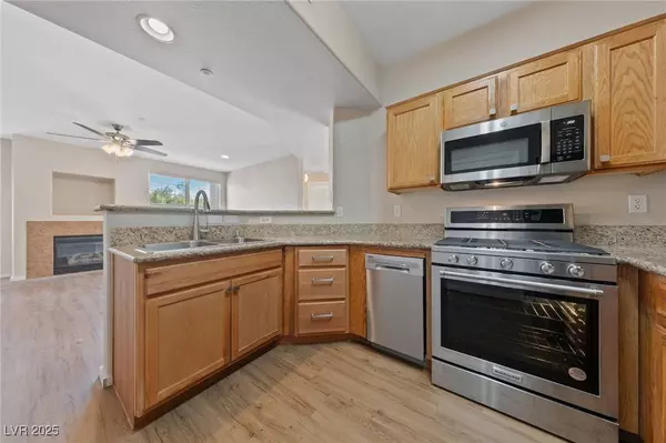 5855 Valley Drive #2170, North Las Vegas, NV 89031