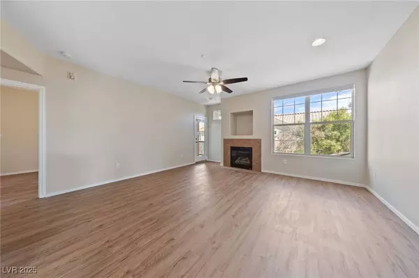 5855 Valley Drive #2170, North Las Vegas, NV 89031