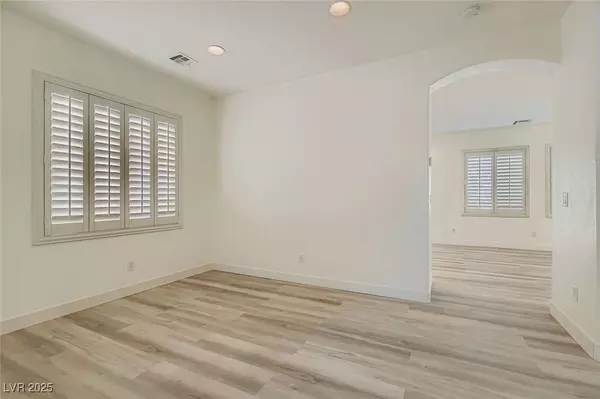 1026 Pearl Isle CT, Las Vegas, NV 89123