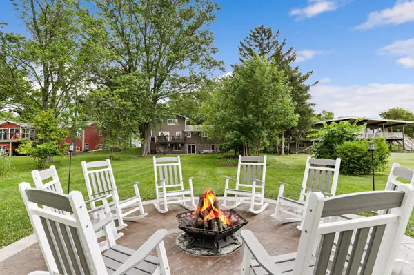 We can help you find your dream backyard!