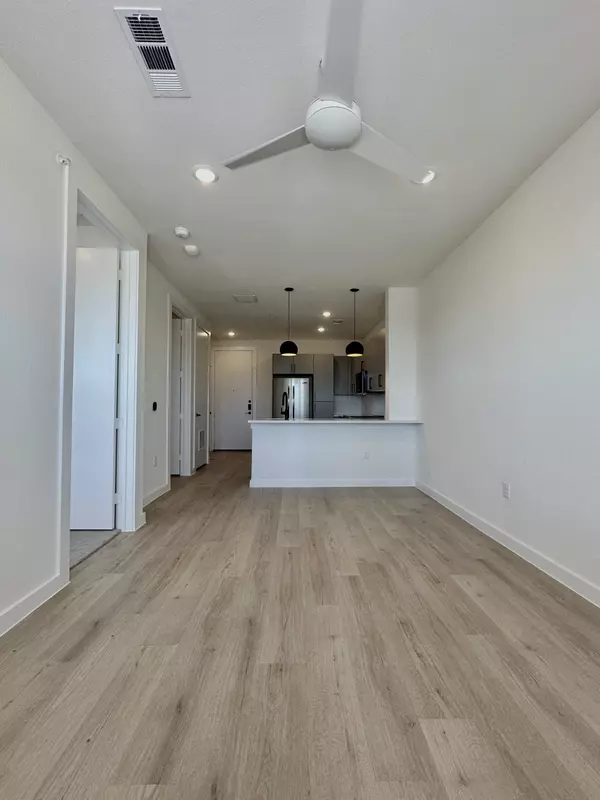 San Antonio, TX 78215-1162,312 Pearl Pkwy