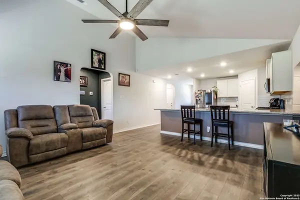 6539 ENCORE OAKS, San Antonio, TX 78252-1851