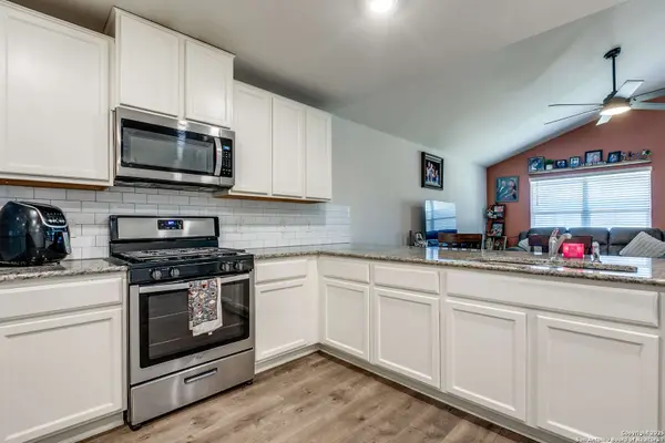 6539 ENCORE OAKS, San Antonio, TX 78252-1851