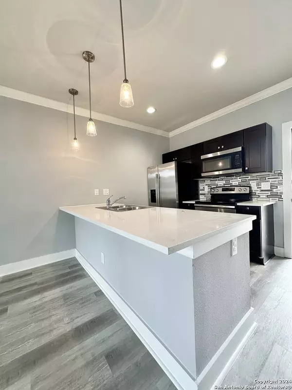 831 terrell UNIT 103, San Antonio, TX 78209