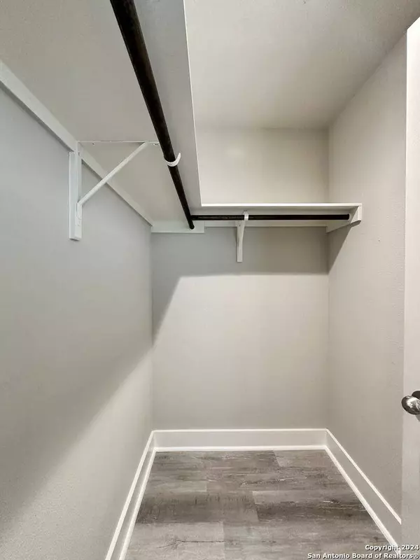 831 terrell UNIT 103, San Antonio, TX 78209