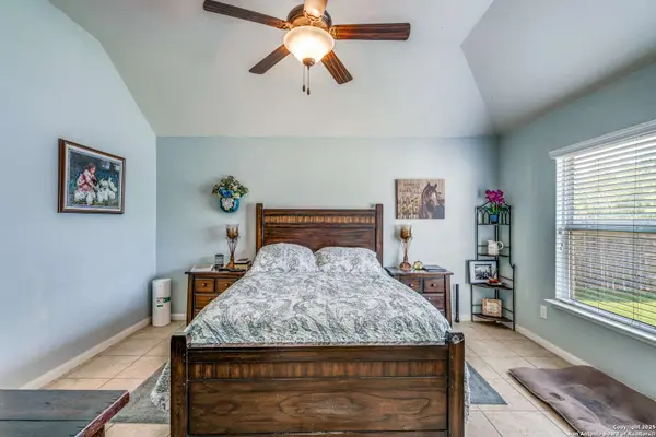 6176 Iris Run, New Braunfels, TX 78213