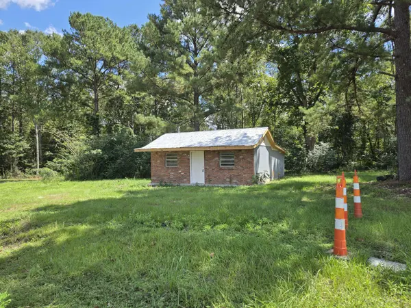 2313 MS-13, Lumberton, MS 39455
