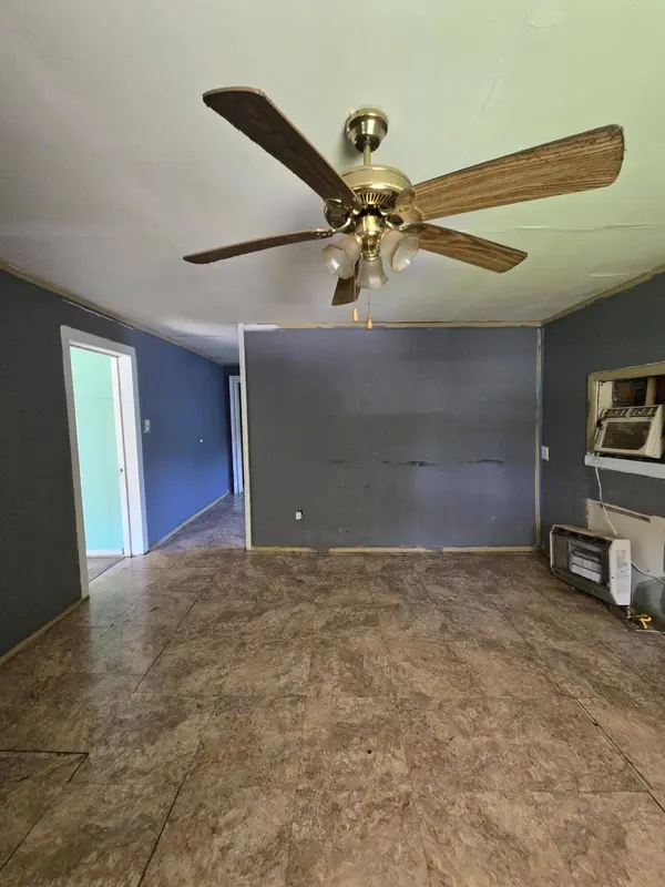 1135 McConkey St., Laurel, MS 39440