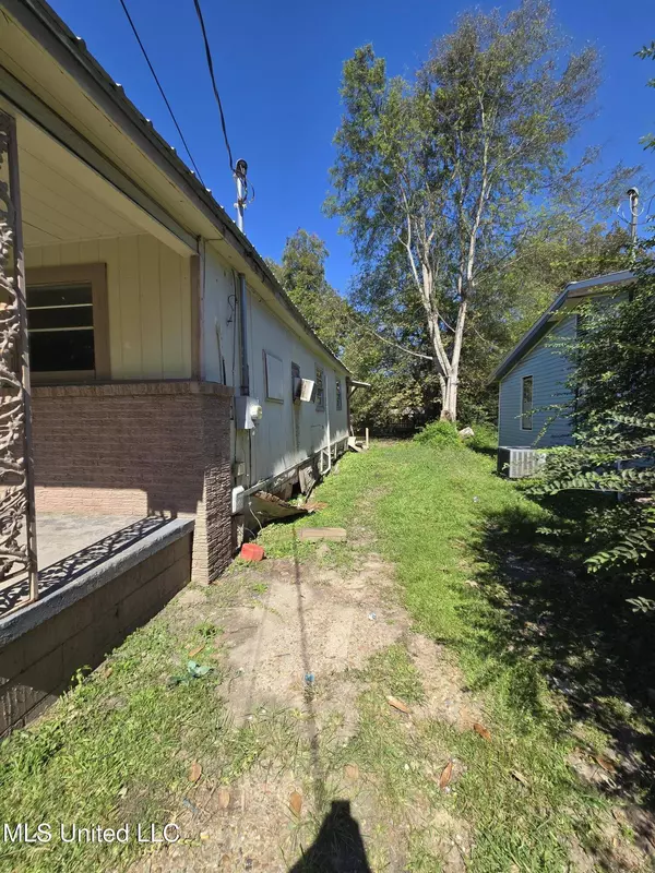 1135 Mcconkey Street, Laurel, MS 39440