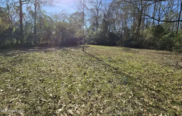 105 Scotland Circle, Hattiesburg, MS 39401