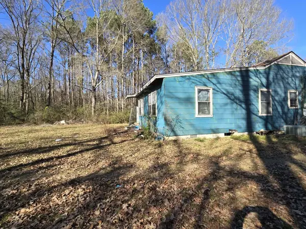105 Scotland Cir., Hattiesburg, MS 39401
