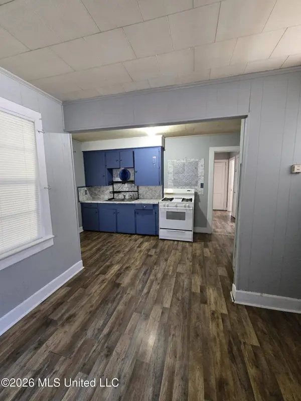 138 W Cherry Drive, Petal, MS 39465