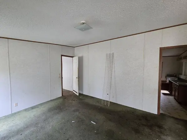 2 Cochran Rd., Richton, MS 39476