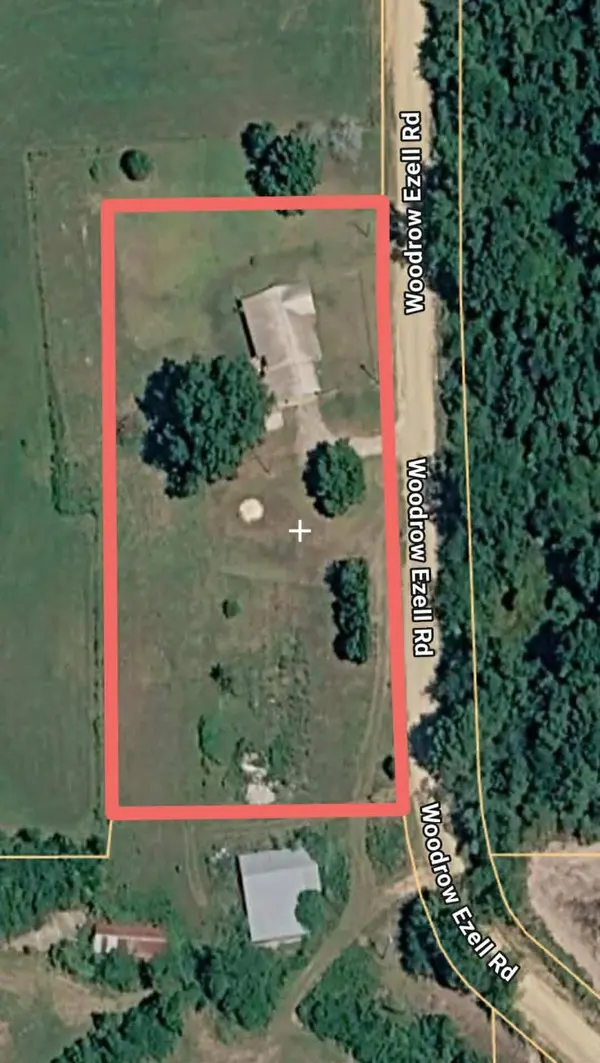 185 Woodrow Ezell, Hattiesburg, MS 39057