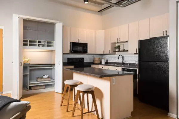 1924 N Hubbard St Unit 109, Milwaukee, WI 53212