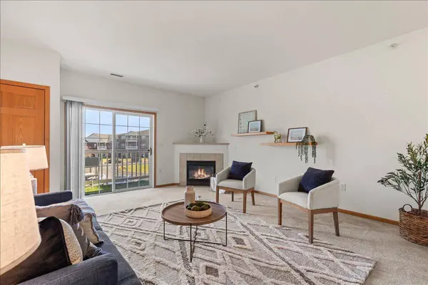 6000 S Buckhorn 211 Ave, Cudahy, WI 53110