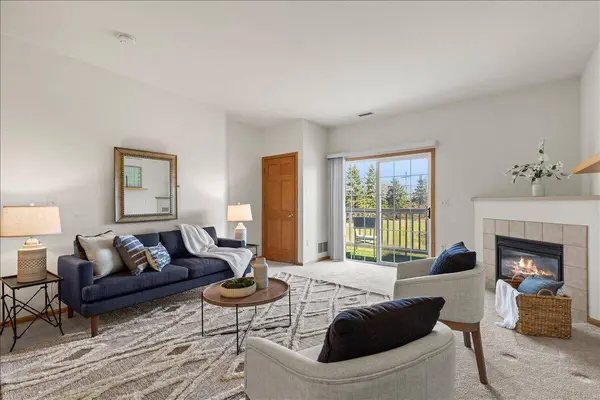 6000 S Buckhorn 211 Ave, Cudahy, WI 53110