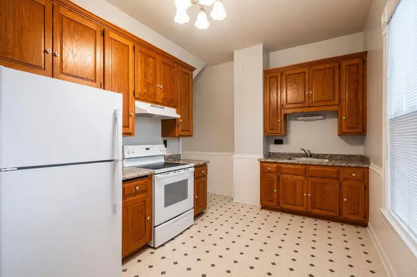 524 Madison St, Waukesha, WI 53188