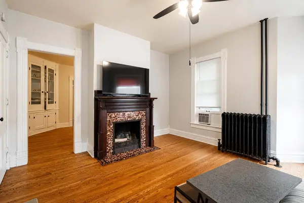 524 Madison St, Waukesha, WI 53188