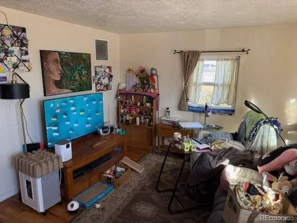 5977 Olive ST, Commerce City, CO 80022