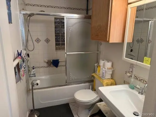 5977 Olive ST, Commerce City, CO 80022