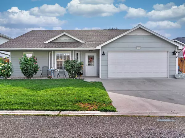 2990 1/2 Redbud Court, Grand Junction, CO 81504