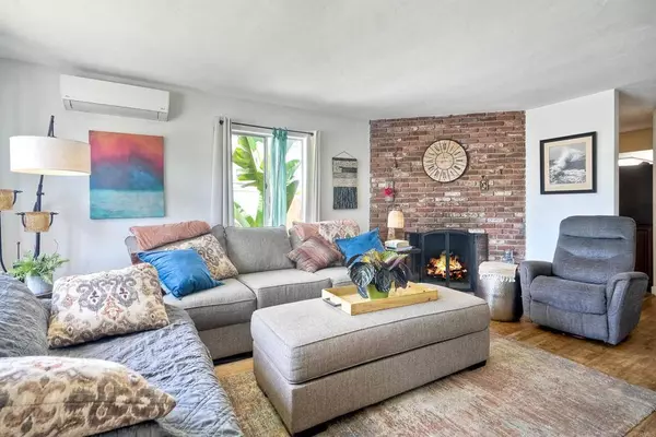 1080 Buena PL, Carlsbad, CA 92008