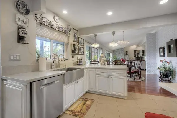 1773 Ivy RD, Oceanside, CA 92054