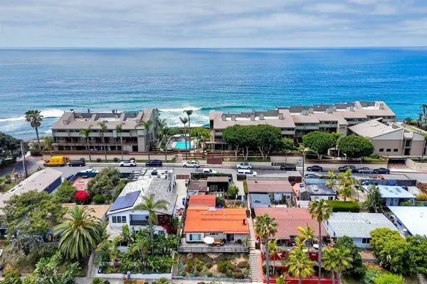 1034 3rd ST, Encinitas, CA 92024