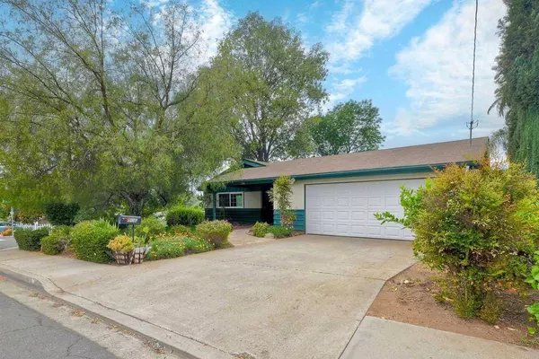 506 E 9Th AVE, Escondido, CA 92025