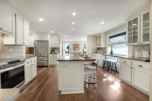 2234 Mira Sol DR, Vista, CA 92084