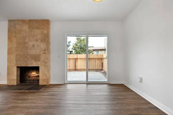 996 Marlin DR, Vista, CA 92084