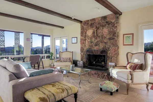 3565 Via Loma Vista, Escondido, CA 92029