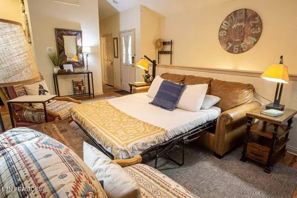 541 Johnson LN #1, Gatlinburg, TN 37738