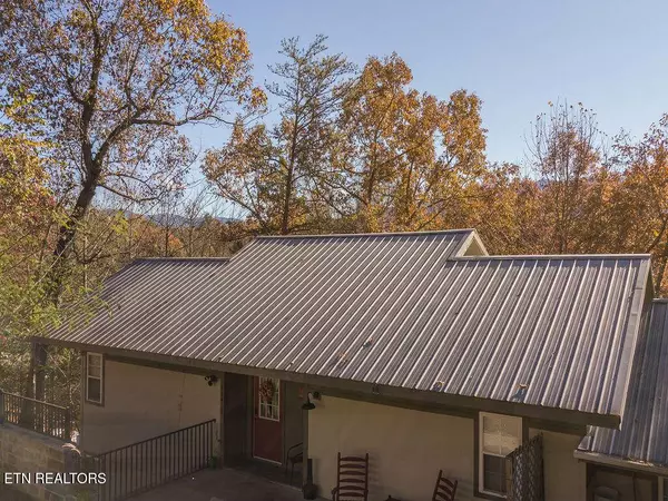 537 Johnson LN #2, Gatlinburg, TN 37738