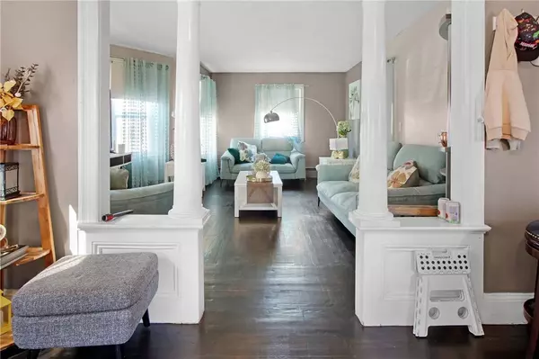 16 Grover ST, North Providence, RI 02911