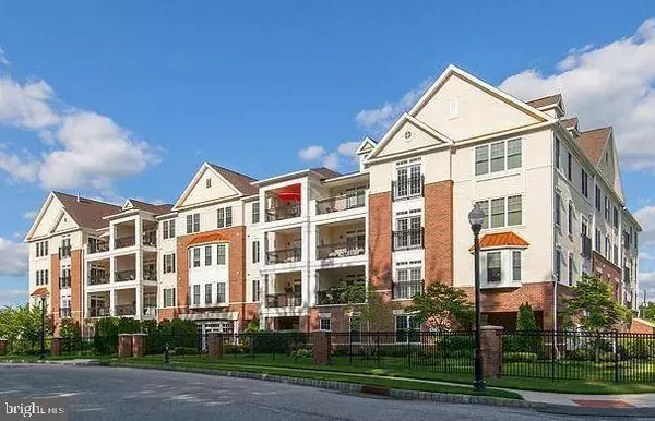 2012 CRESCENT WAY, Cherry Hill, NJ 08002