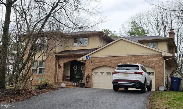 31 SIGNAL HILL DR, Voorhees, NJ 08043