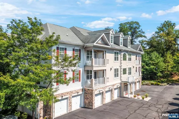 4 Slate CT #A3, Woodland Park, NJ 07424