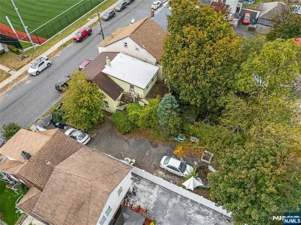 21 9th ST, Paterson, NJ 07522