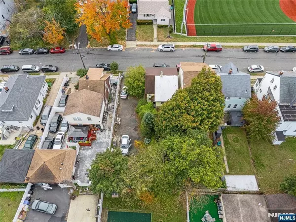 21 9th ST, Paterson, NJ 07522